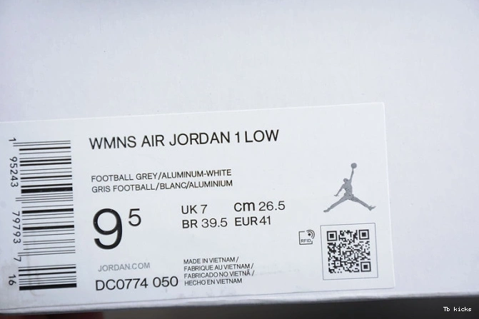 Reps TBK University Jordan DC0774-050 1 (W) Low Blue 0713